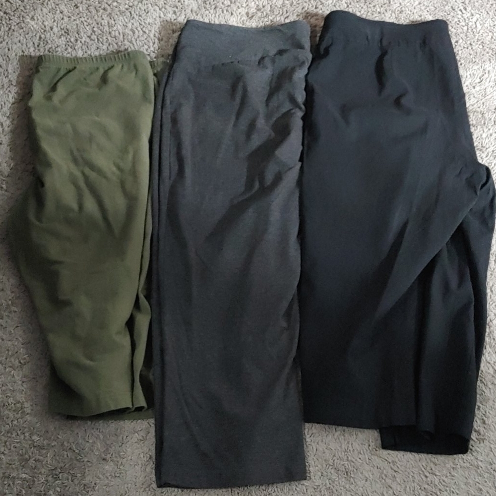 Bundle of cropped pants